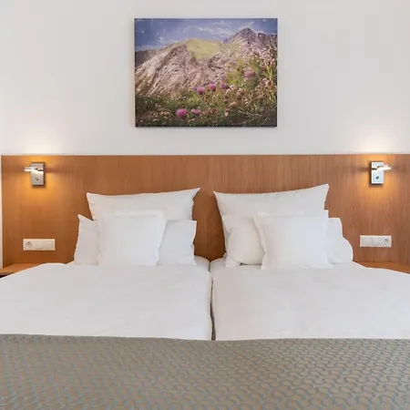 Elysee Hotel