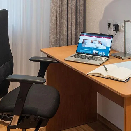 Hotel Elysee 3*