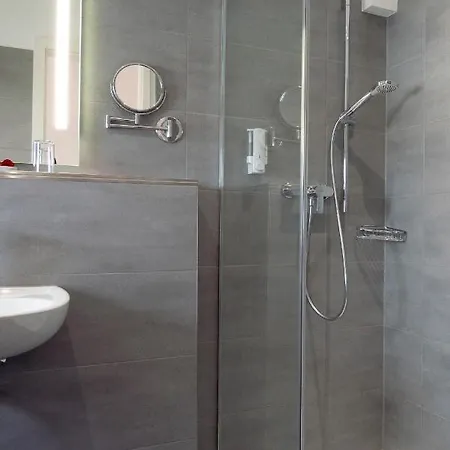 Elysee 3* Seligenstadt