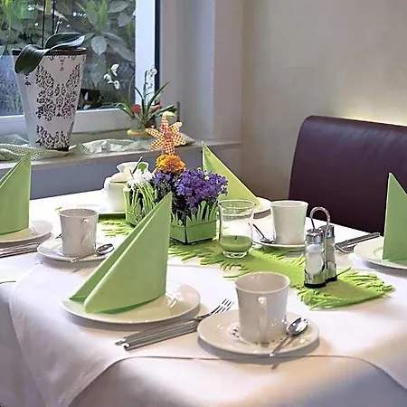 Elysee Hotel 3*
