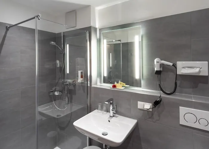 Elysee 3* Seligenstadt